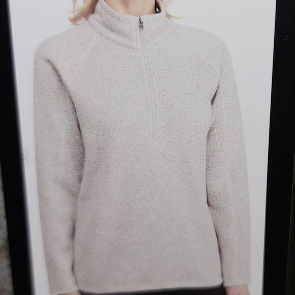 Storm Pack Quarter Zip - Picture 2 of 5